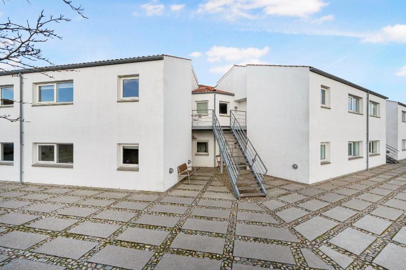 Beautiful First-Row Apartment With Stunning Panoramic Views Of Ebeltoft Cove - image 13