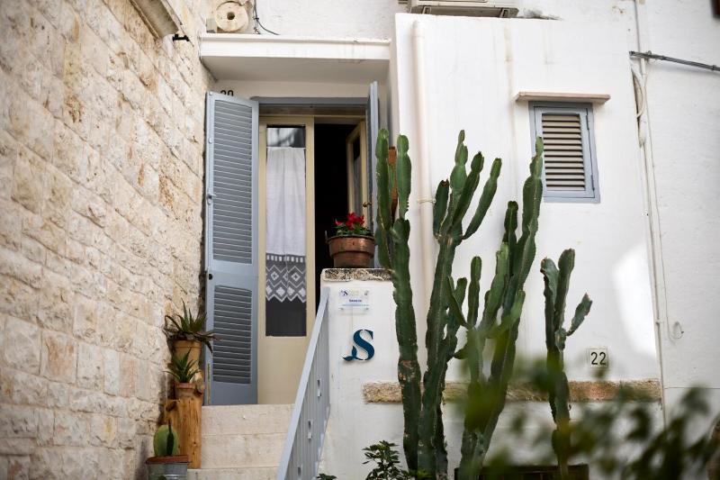 Standard Apartment image 3