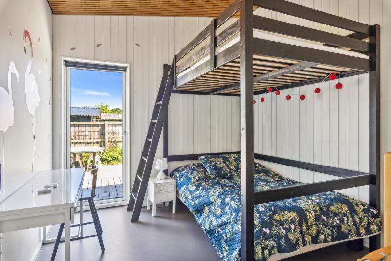A Beautiful Holiday Home With A View Of Ebeltoft Bay And Mols Bjerge - image 32