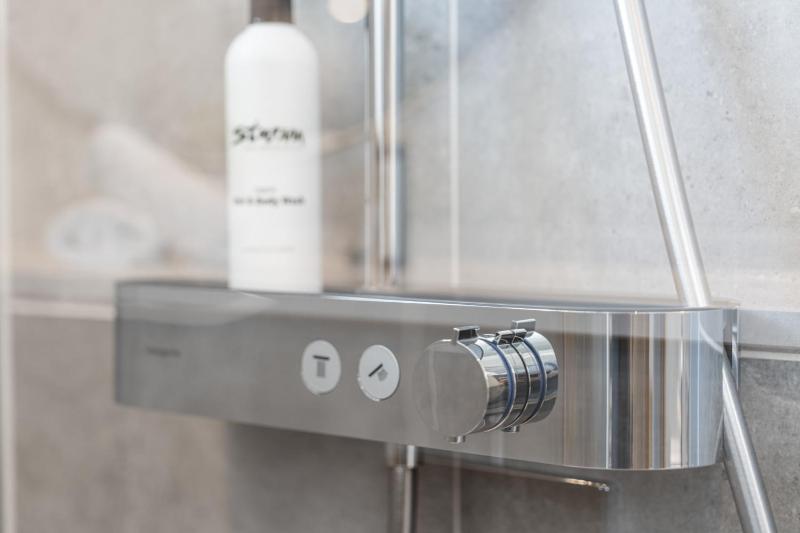 Budget Double Room image 2