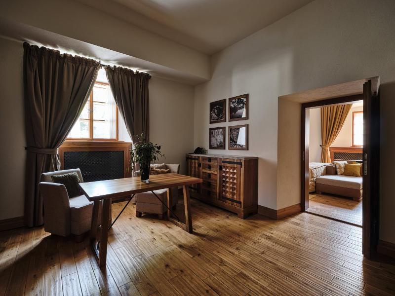 Royal Suite image 4