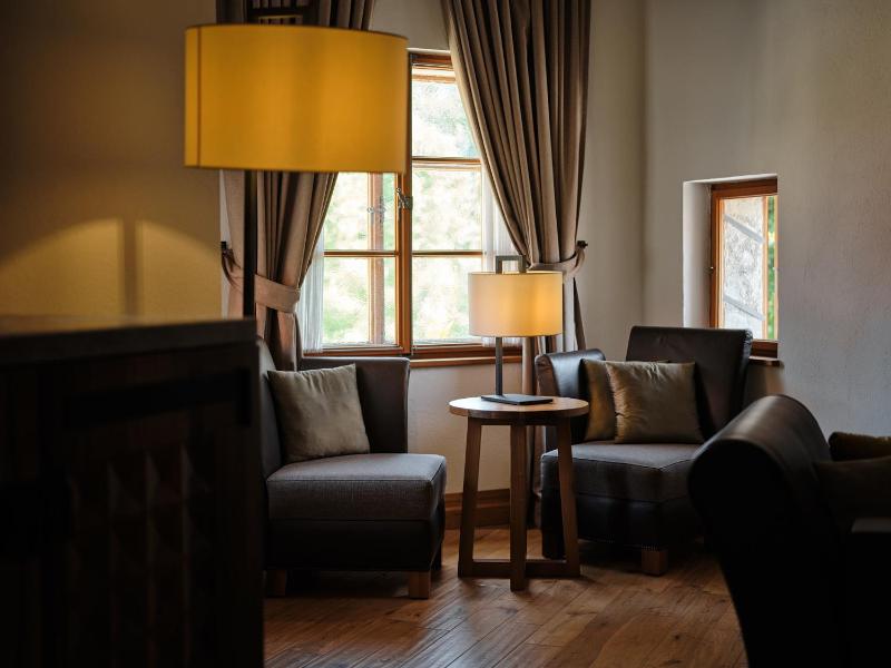 Royal Suite image 2