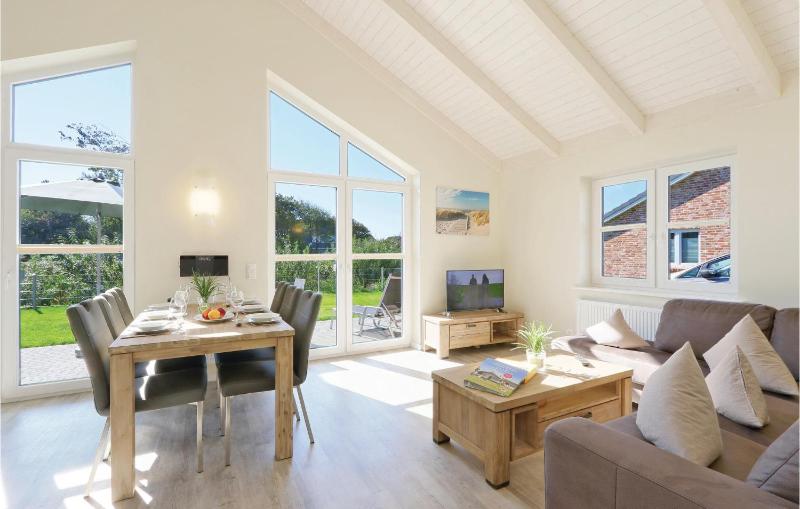 Two-Bedroom Holiday Home image 1