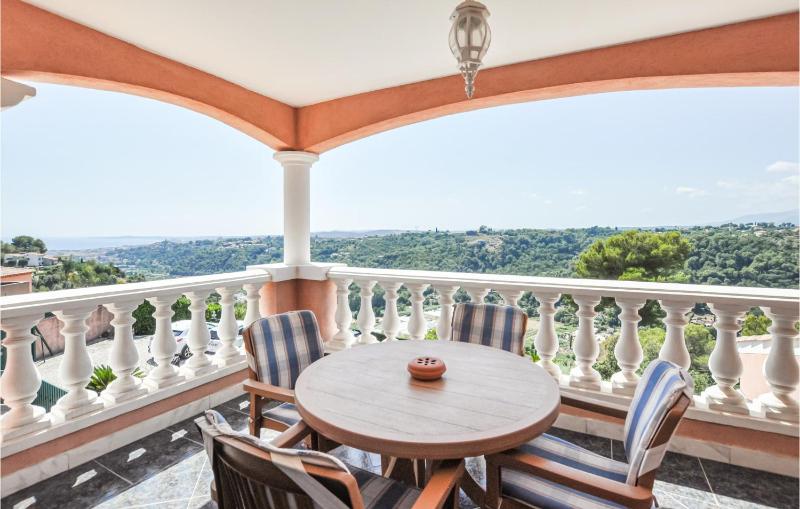Amazing Home In Cagnes Sur Mer - image 37