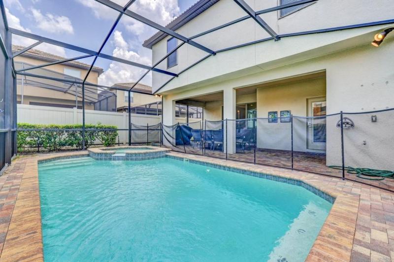 7 Bed Luxury Home With Great Amenities! villa - image 8