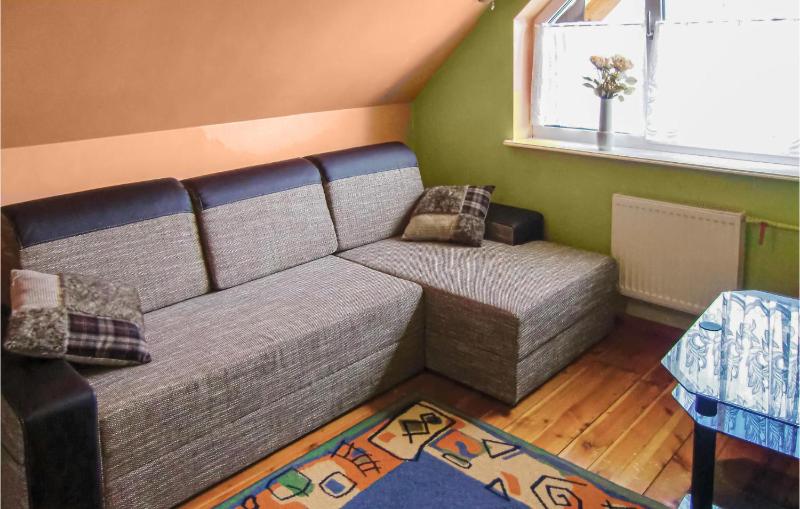 Three-Bedroom Holiday Home  image 4