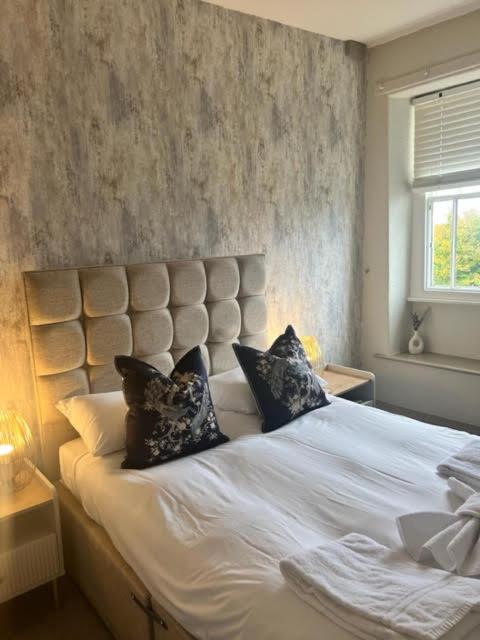 Double Room with Sea View image 1