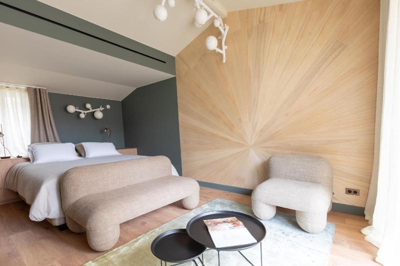 Crazy Room image 1