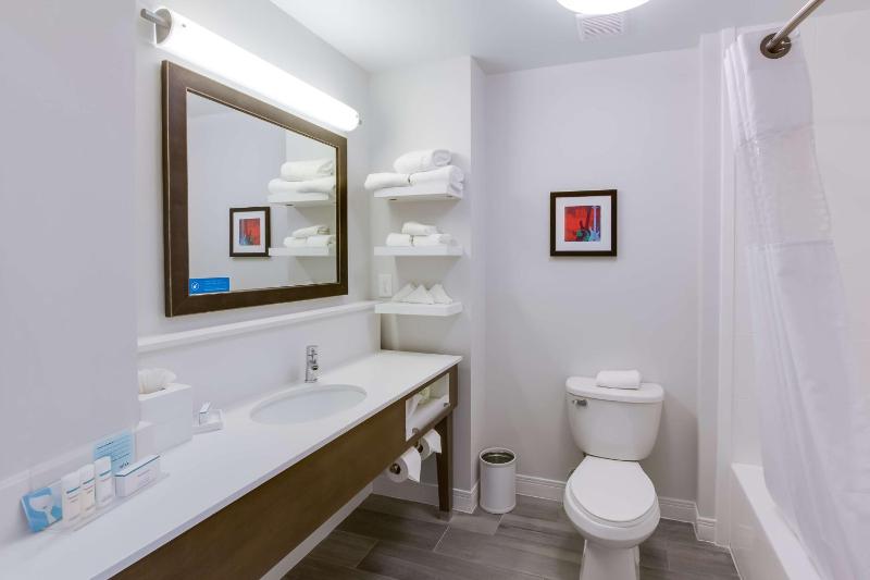 Executive King Room - Non-Smoking image 3