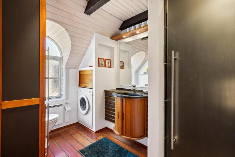 Awesome Home In Glesborg With 3 Bedrooms - image 14