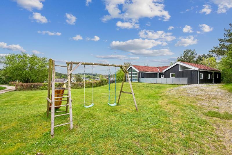 Nice Home In Ebeltoft With 3 Bedrooms Sauna And Internet - image 1