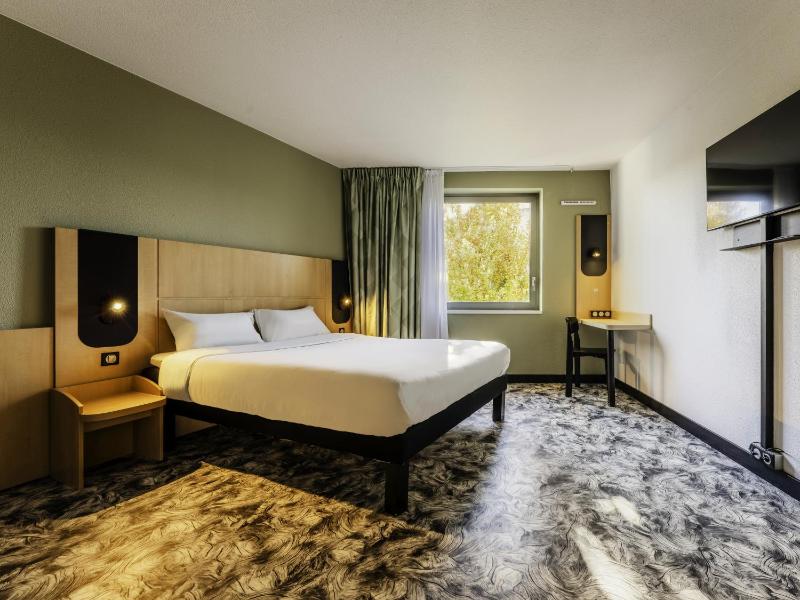 Double Room - Disability Access image 1