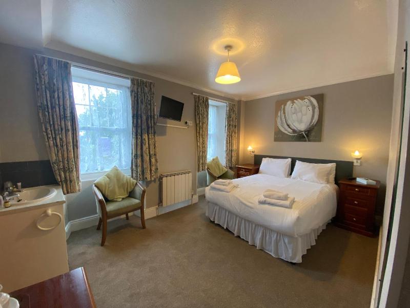 Double Room (no pets) image 1
