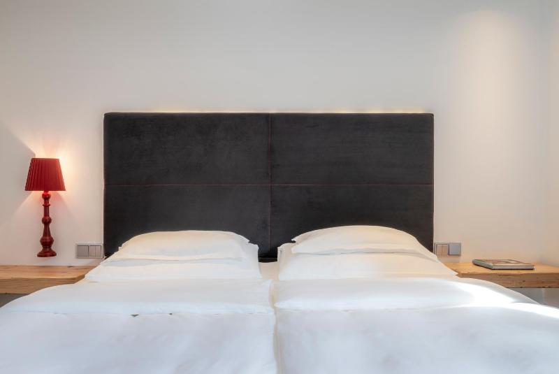 Single Room image 4