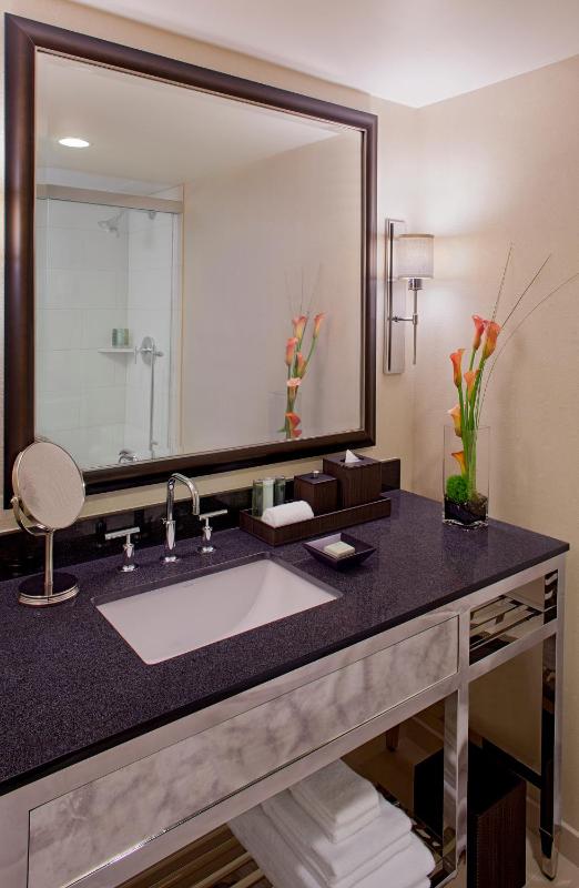 King Room - Disability Access/Non-Smoking image 2
