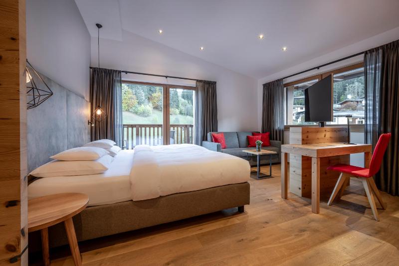 Junior Suite image 4