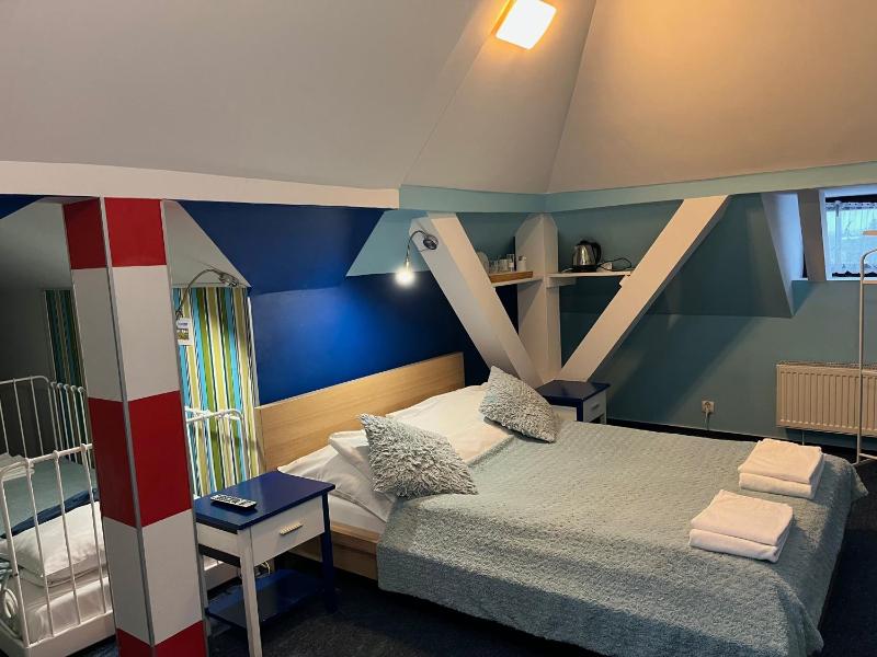 Budget Triple Room image 4