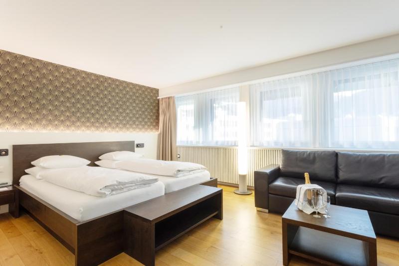 Superior Double King Size Room with Air Conditioning image 1
