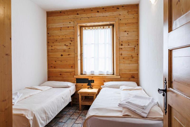 Two-Bedroom Apartment (6 Adults) image 4