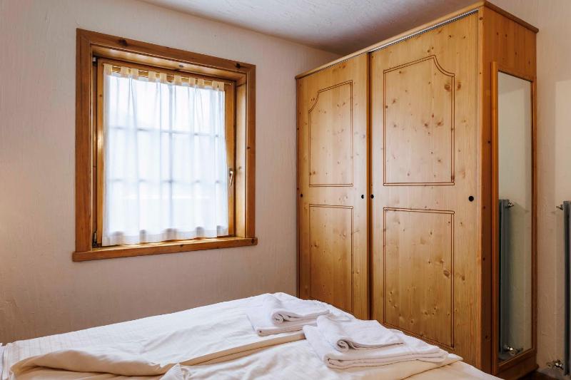 Two-Bedroom Apartment (6 Adults) image 3