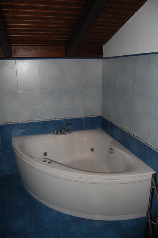 Deluxe Room image 2