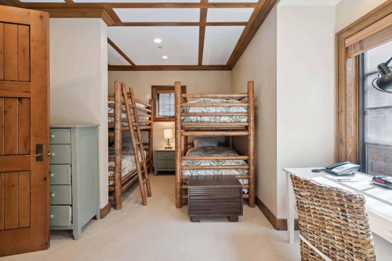 Woodrun Place 61 - image 28