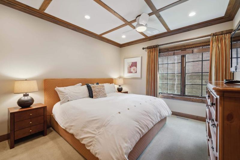Woodrun Place 61 - image 15