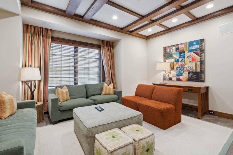 Woodrun Place 61 - image 10