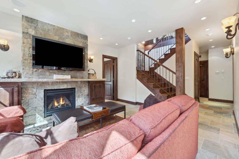 Woodrun Place 59 - image 16