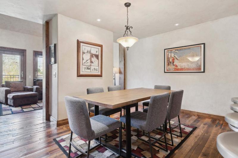 Woodrun Place 11 - image 7