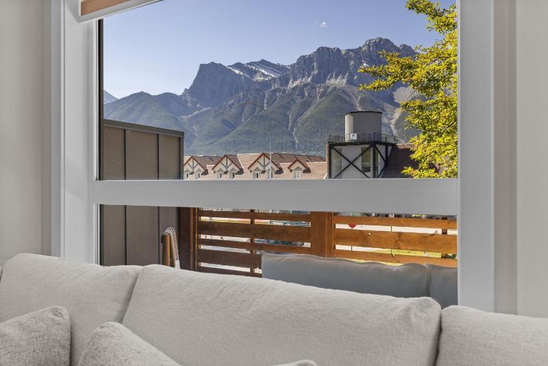 Sisters Summit Villa by WeekAway Vacations - image 33
