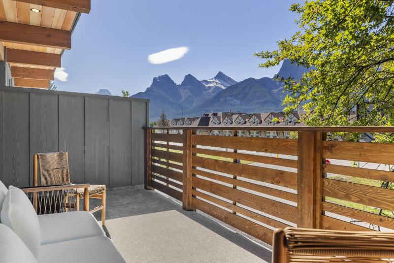 Sisters Summit Villa by WeekAway Vacations - image 23