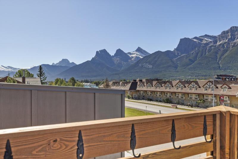 Sisters Summit Villa by WeekAway Vacations - image 34
