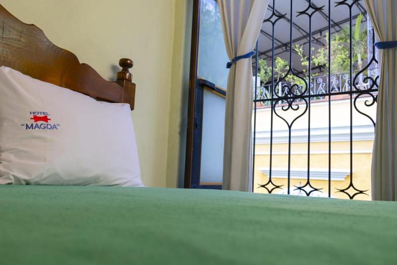 Double Room image 2