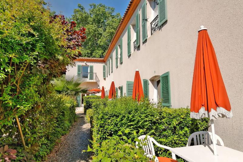 Best Western L'Orangerie - image 16