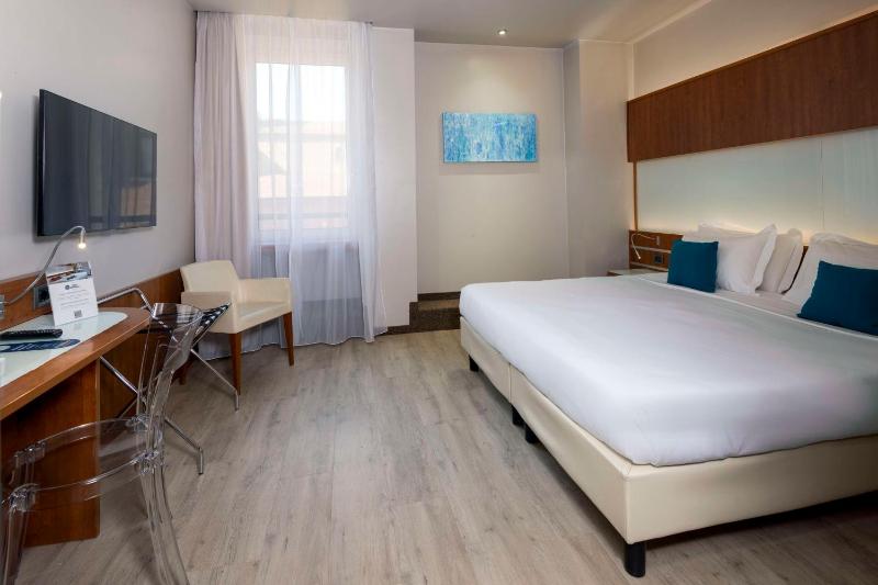 Double or Twin Room image 1