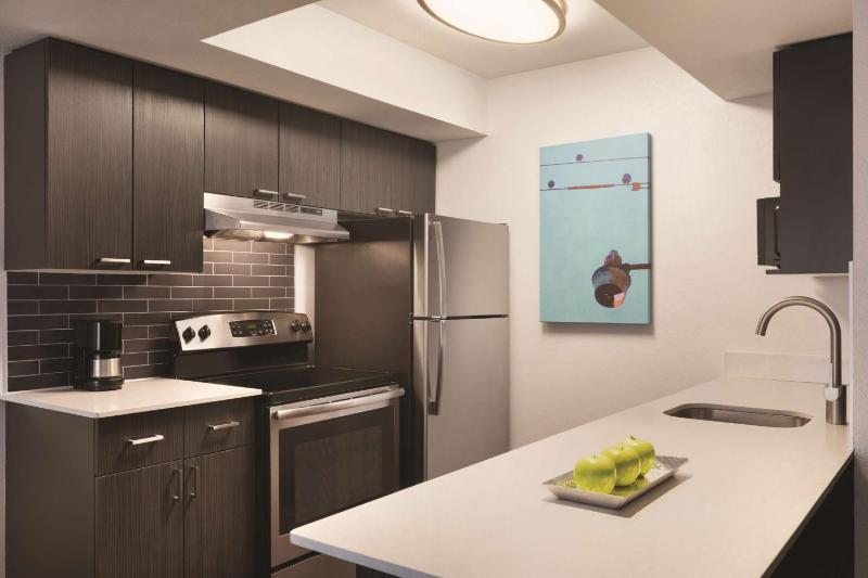 One-Bedroom Suite with Two Double Beds image 4