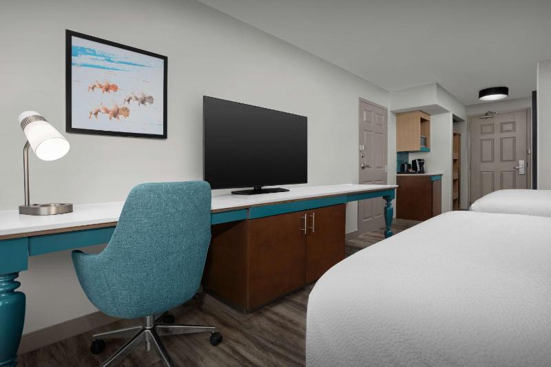 Double Room with Two Double Beds image 4