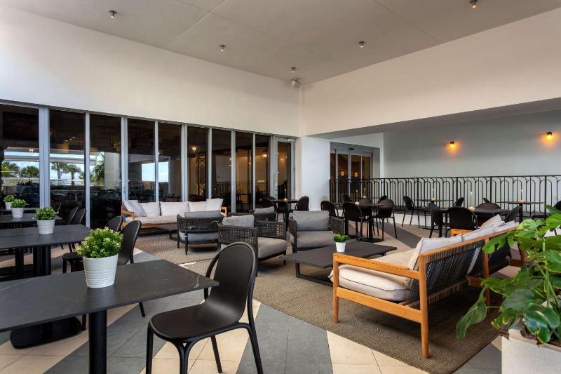 Hilton Cabana Miami Beach Resort - image 18