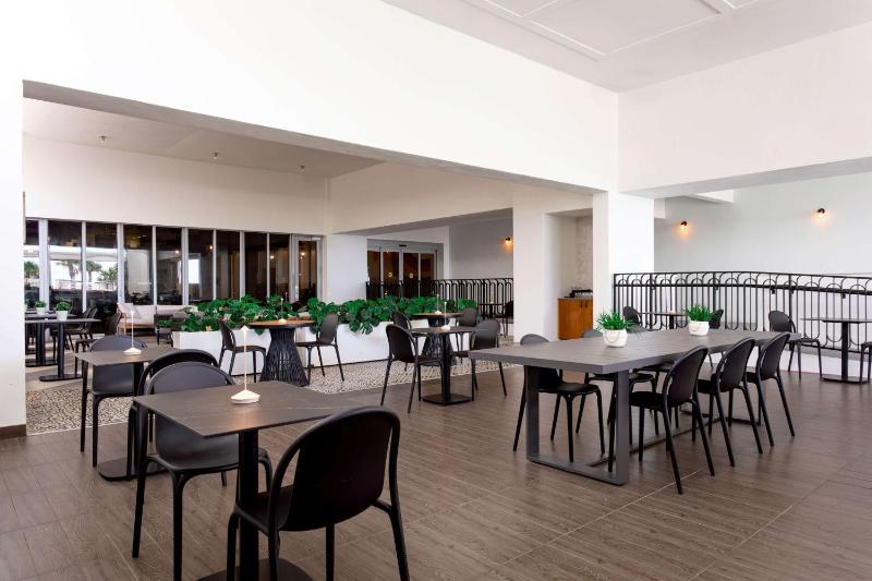 Hilton Cabana Miami Beach Resort - image 49
