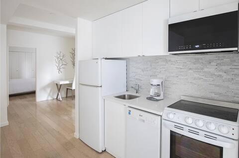 PlanURstay - New York 1BR & 1BTH - Manhattan - image 3