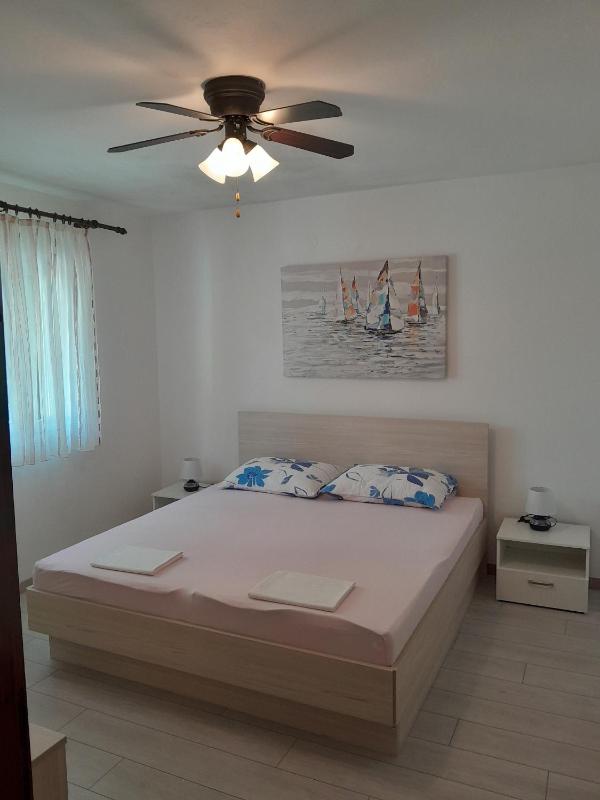 Three-Bedroom Apartment with Terrace image 1