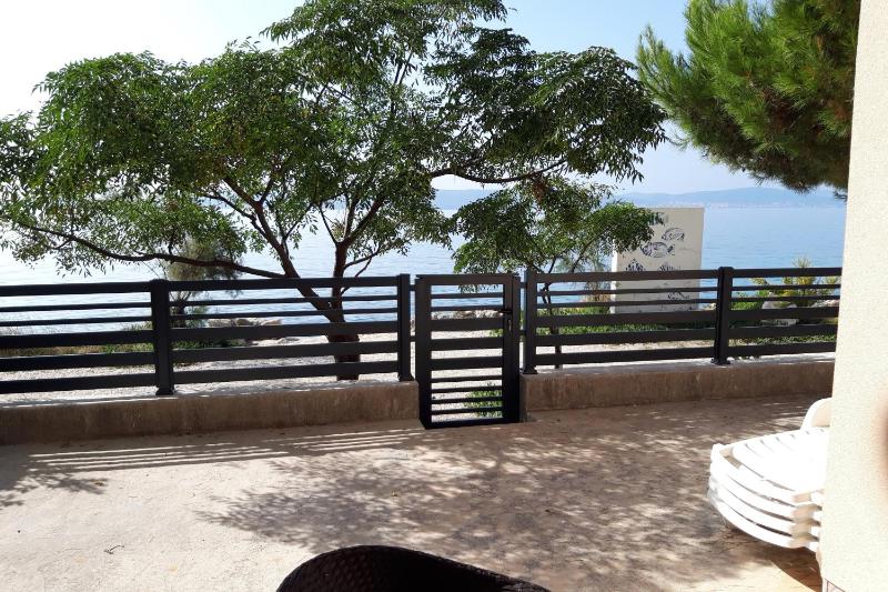 Apartments by the sea Bibinje Zadar - 18156 - image 19