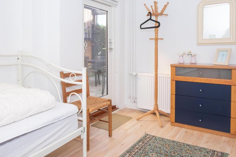 Centrally Located Townhouse In Ebeltoft Close To The Pedestrian Street And Within Walking Distance Of The Harbour - image 10