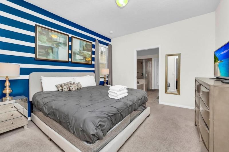7 Bed Luxury Home With Great Amenities! villa - image 20