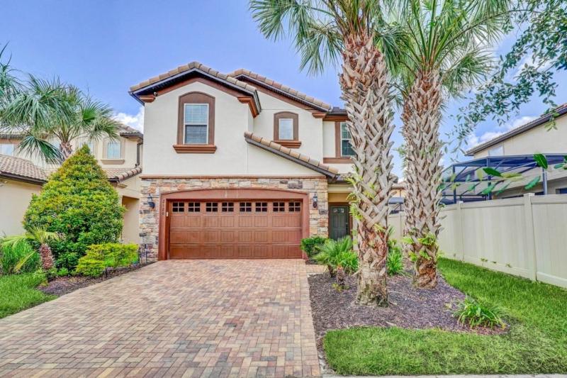 7 Bed Luxury Home With Great Amenities! villa - image 26