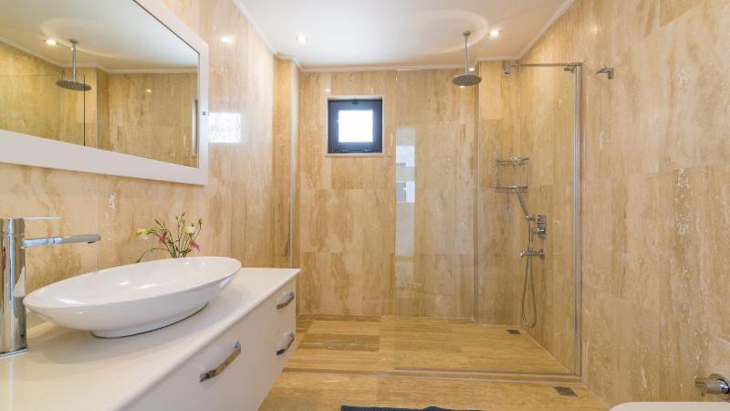 Sea View 5-Bedroom Villa in Kalkan with Private Pool & Garden - image 48