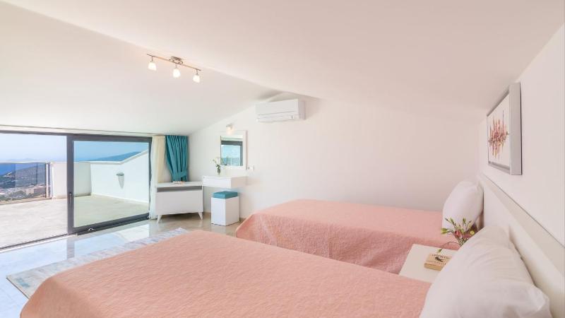 Sea View 5-Bedroom Villa in Kalkan with Private Pool & Garden - image 29