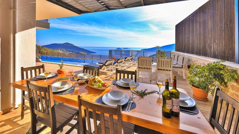 4 Bedroom Luxury Villa in Kiziltas - Kalkan - image 48