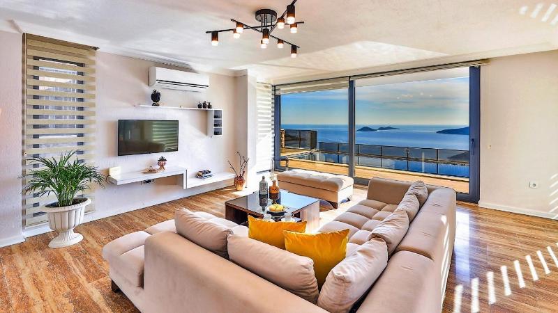 4 Bedroom Luxury Villa in Kiziltas - Kalkan - image 29